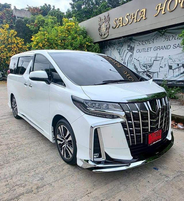 Toyota ALPHARD 2.5SC PACKAGE สีขาว ปี 2022 ไมล์ 20,000 กม.