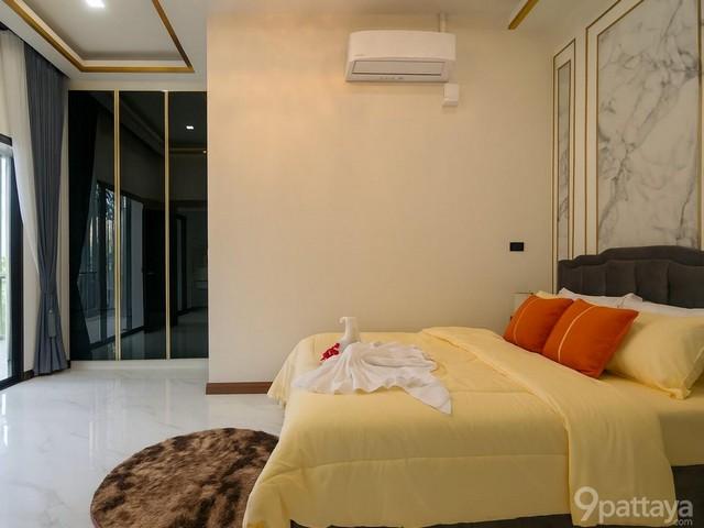 ขายพูลวิลล่า Modern Luxury โซนโป่ง พัทยา ติดธรรมชาติ ที่ดิน 100 ตร.วา พร้อมสระว่ายน้ำระบบเกลือ แถมเฟอร์นิเจอร์บิวท์อินทั้งหลัง 11