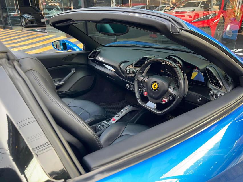 คันเดียวในประเทศ 💙💙  Sale Ferrari 488 Spyder ปี17 4