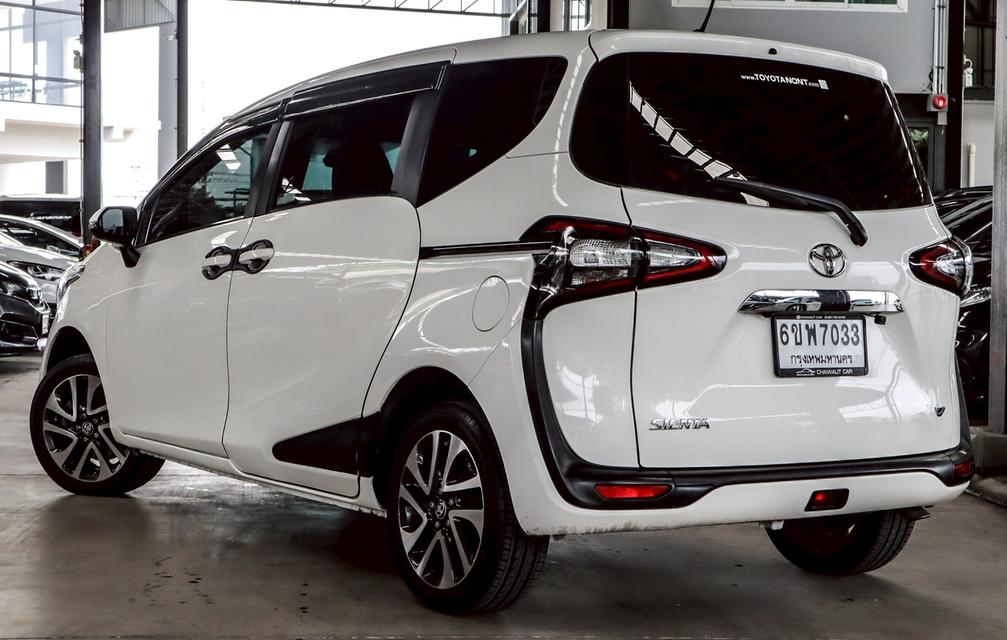 2018 TOYOTA SIENTA 1.5V 14