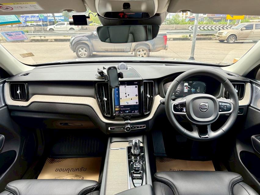 2019 VOLVO XC60 T8 Inscription Hybrid Plug in 6