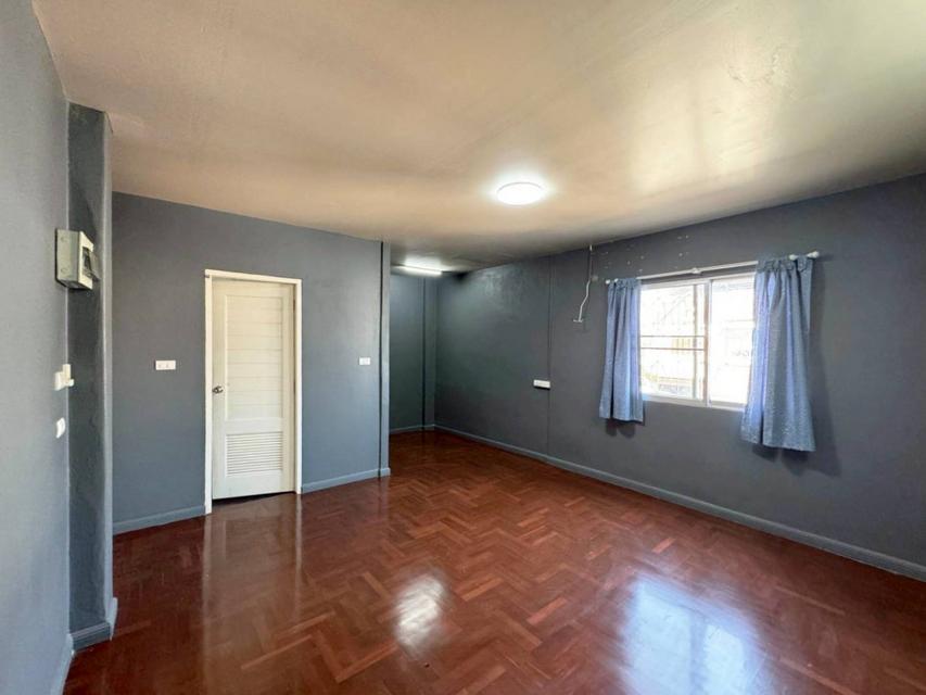 ให้เช่าทาวน์เฮาส์ 4 ชั้น 31.5 ตารางวา หมู่บ้านวราธรวิลล์ พัฒนาการ 44 6