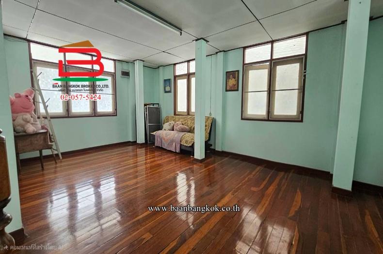 บ้านเดี่ยว ลาดพร้าว 101 ซอย 48 แยก 1 (ใกล้วัดบึงทองหลาง) เนื้อที่ 50 ตรว. แขวงคลองจั่น เขตบางกะปิ 9