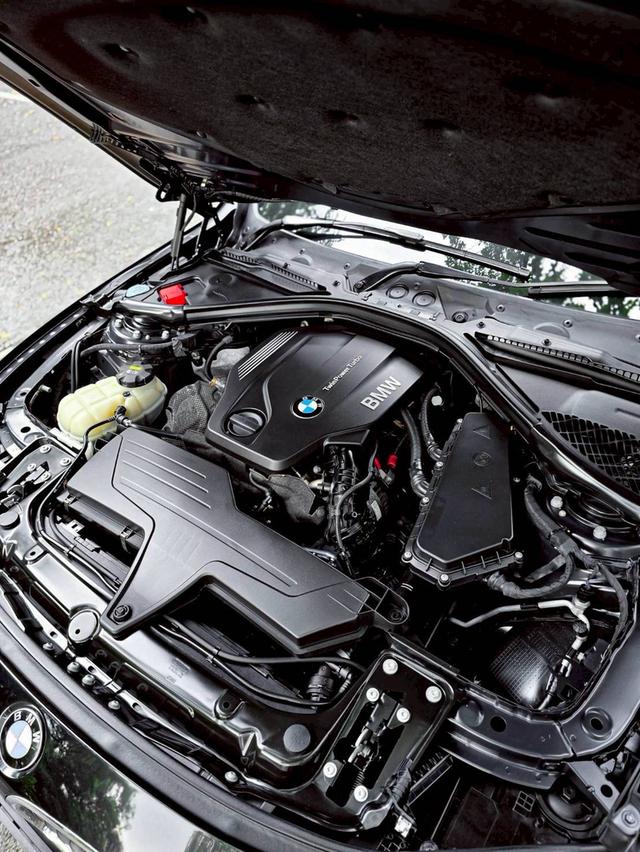รหัสรถ PR2739 🚘BMW F10 320d Luxury  13