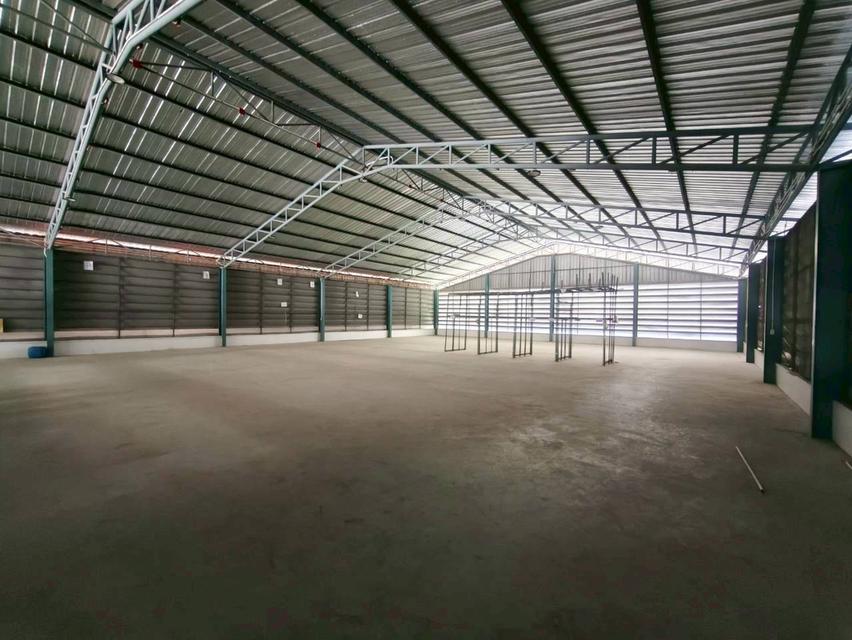 ขายโกดัง บางขุนเทียน พระราม 2 ขนาดเกือบ 1 ไร่ พร้อมออฟฟิศ ที่จอดพร้อมหลังคาพร้อมใช้งาน 16