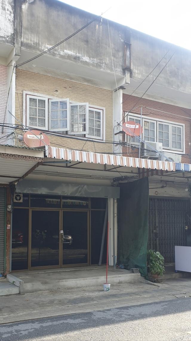 อาคารพาณิชย์ 2ชั้น 2ห้องนอน2ห้องน้ำ 2
