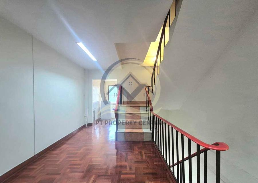 ตึก 4 ชั้น พระราม 3 ซอย 14 ย่านพระราม 3 ต่อเติมจัดเต็ม เฟอร์นิเจอร์ Built-in วิวแม่น้ำเจ้าพระยา ราคาพิเศษสุดๆ หายากในทำเลนี้ ต่อรองได้ 7