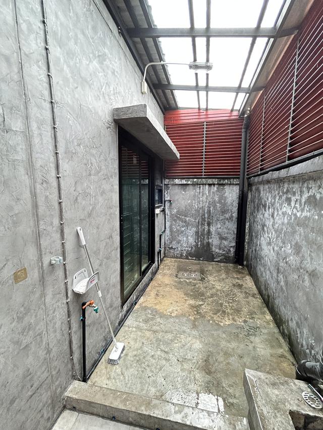 ทาวเฮ้าท์ ที่ดิน 18.5 ตร.ว. 13