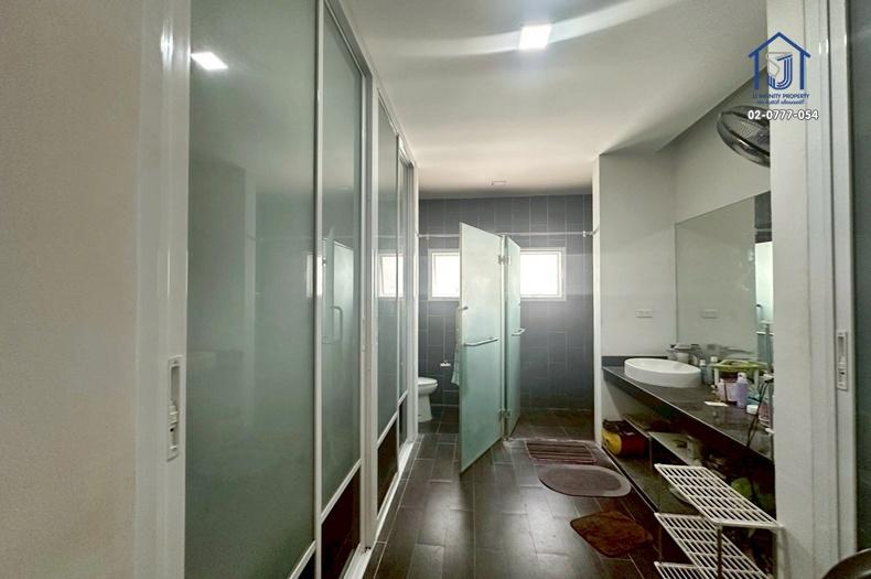 ขายทาวน์โฮม 3ชั้น เบล็สทาวน์ รามอินทรา 127 ใกล้รถไฟฟ้าสายสีชมพู,ทางด่วนวงแหวนรอบนอก 9