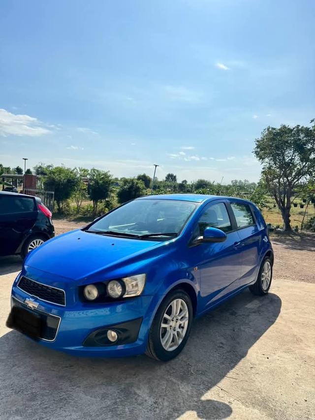 Chevrolet Sonic สีน้ำเงิน 4