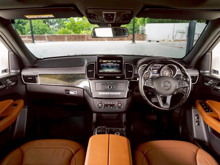 Mercedes-Benz GLS 350D 4MATIC ปี 2016 12