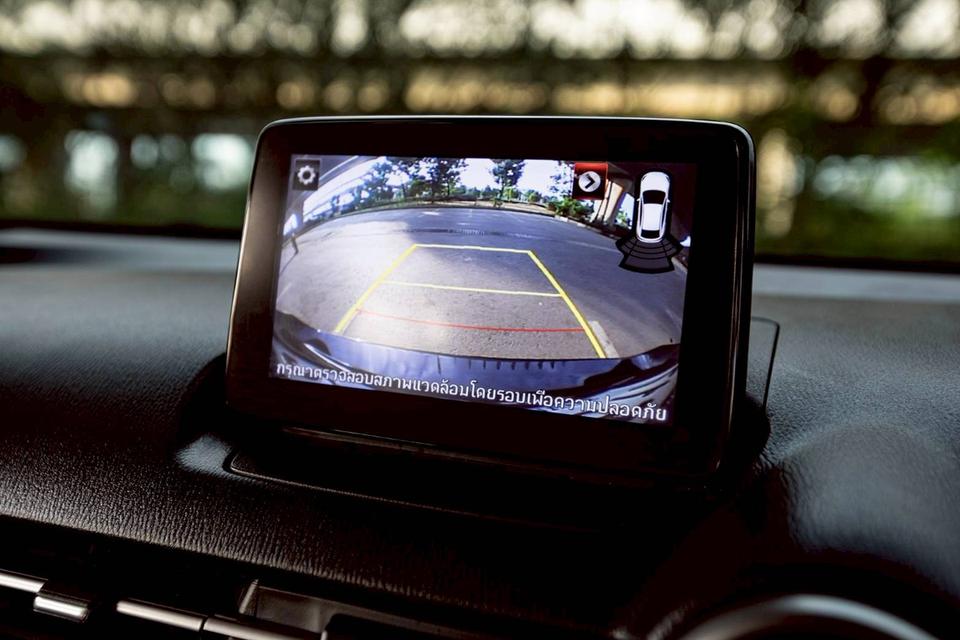 Mazda2 1.3 C Sedan ปี 2021 สีดำ มือเดียวป้ายแดง 16