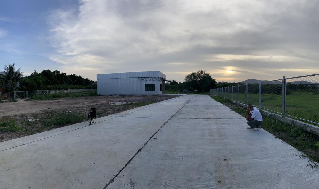 ขายที่ดินพร้อมโกดัง