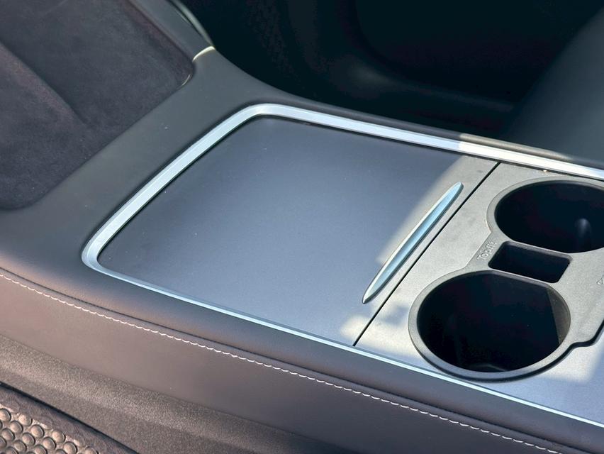 TESLA Model Y Performance (EAP) 2023 รูปที่ 17