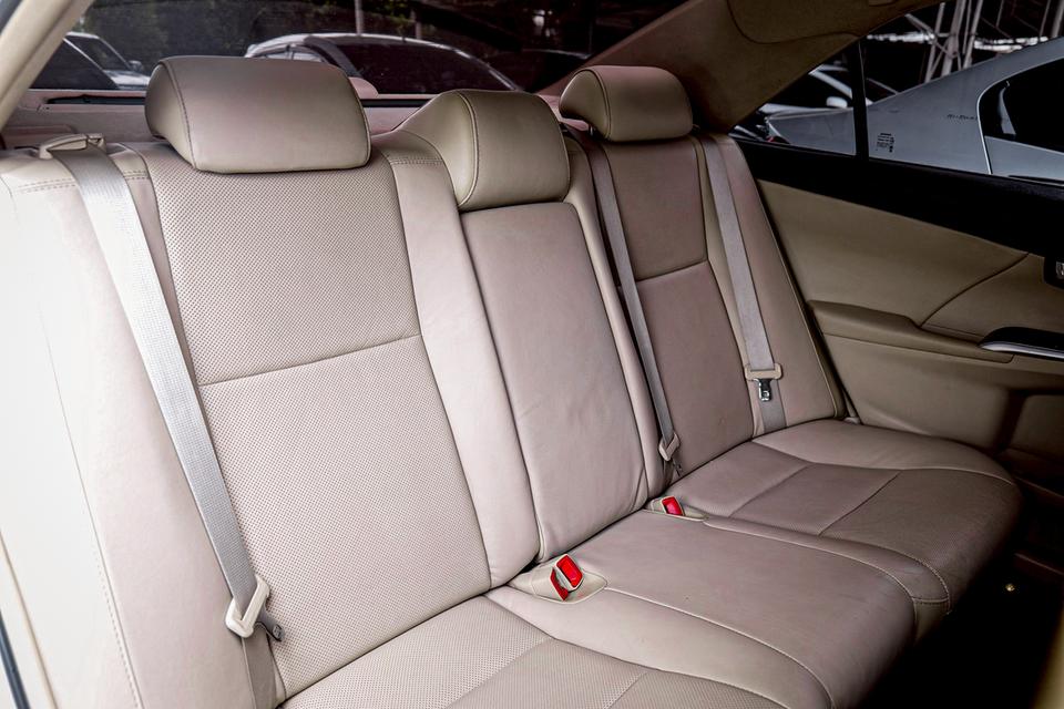 TOYOTA ALTIIS 1.8 E ปี 2011 9