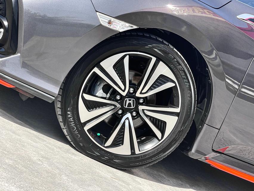 Honda Civic FK 1.5Turbo ปี18 17