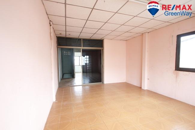 อาคารพาณิชย์สิวารัตน์3 เพชรเกษมพุทธมณฑลสาย5 หน้าโครงการ ถนนเมน ค้าขาย ทำออฟฟิศได้ 2ห้องมุม 4ชั้น ต่อเติมแล้ว 18