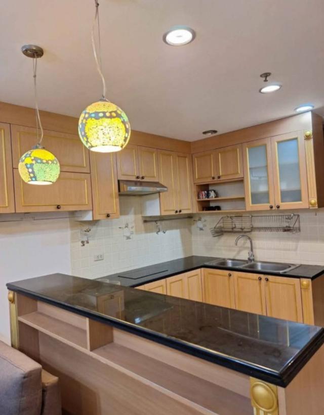 ขายและให้เช่าคอนโด Asoke Place Condo ทำเลดีใจกลางอโศก 1 นอน 1 น้ำ ขนาด 78 ตรม. ใกล้ MRT สุขุมวิท และ BTS อโศก 3