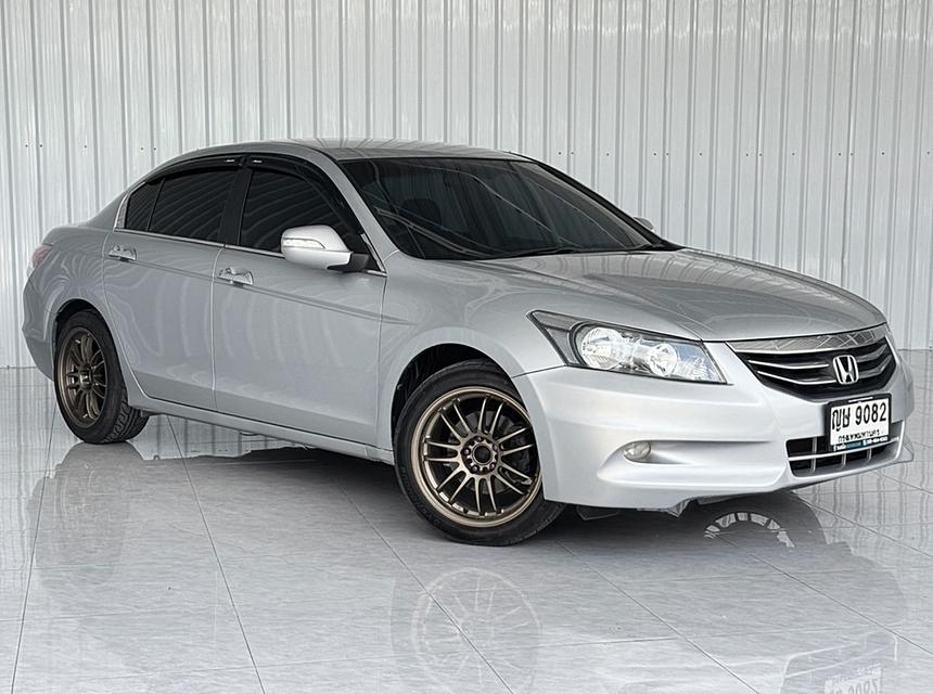 Honda Accord 2.4EL เบนซิน เกียร์ออโต้ ปี2011