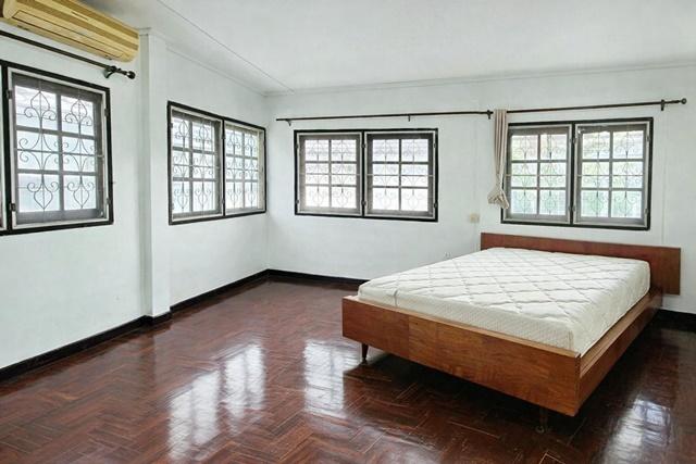 บ้านเดี่ยวให้เช่า 4นอน 2น้ำ ลาดพร้าว กว้างใหญ่ 90 ตร.วา. 280 ตร.ม. รร.สตรีวิทยา 2 1 กม. เสนานิคม1 สตรีวิทยา2 BTS เสนานิค 5