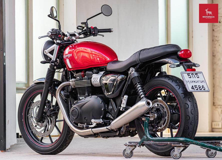 Triumph street twin 900