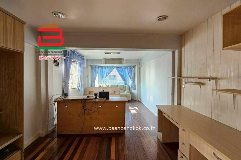 ขายบ้านแฝด 2 ชั้น หมู่บ้านเคหะธนบุรี 1 (ใกล้โลตัสพระราม 2) เนื้อที่ 49 ตรว. แขวงแสมดำ เขตบางขุนเทียน 14