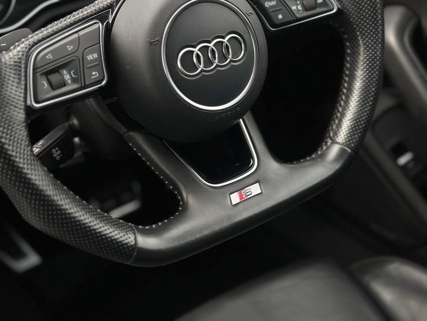 Audi A4 Avant 45 TFSI Quattro Line Black Edition ปี 2018 14