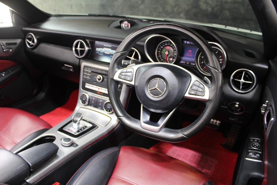 รหัสรถ JRS4000 Mercedes-Benz SLC 300 ปี 2017 AMG Dynamic 8