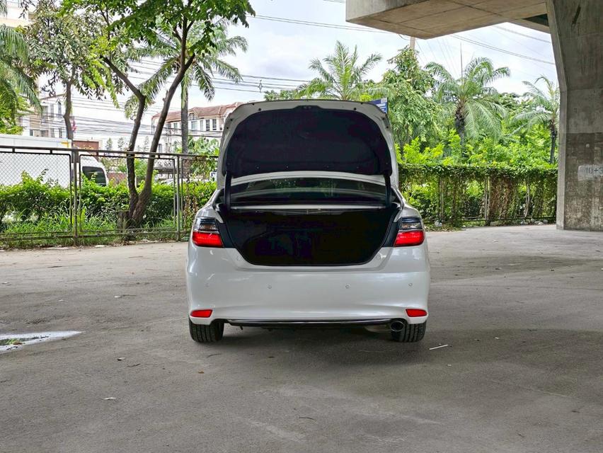 Toyota Camry 2.5Hybrid ปี16 14