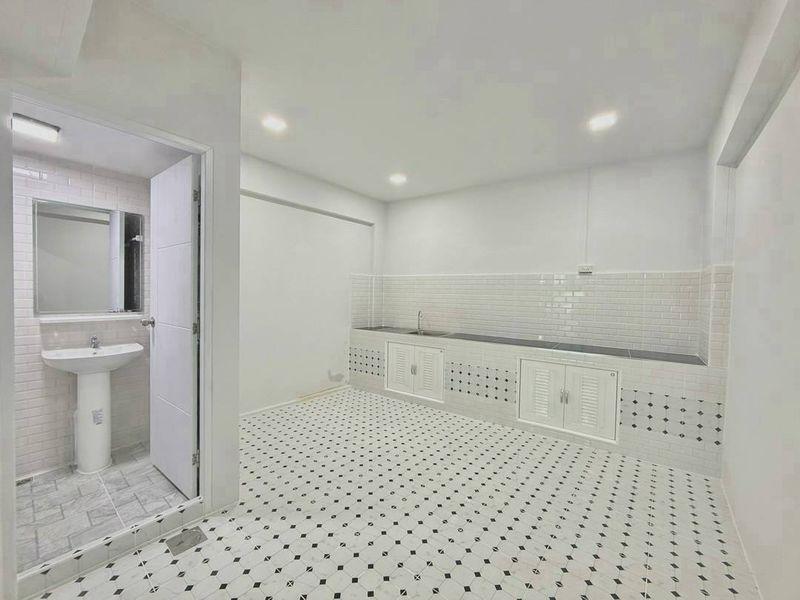 🏠 ขายบ้านทำเลเมืองนนทบุรี 3 นอน 2 น้ำ ต่อเติมเต็มพื้นที่ พร้อมโปรฟรีโอน! 11