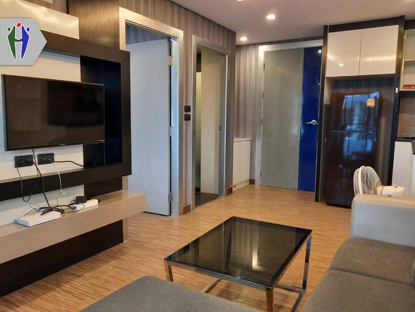 คอนโดเดอะบลูเรสซิเด้นซ์ มีเครื่องซักผ้า ว่างวันที่  15/03/26 • ขนาด 38 ตร.ม, 1ห้องนอน, 1ห้องน้ำ  • ทีวี, เครื่องปรับอากาศ 1 ตัว, ตู้เย็น • บิ๊วอินครัว 2