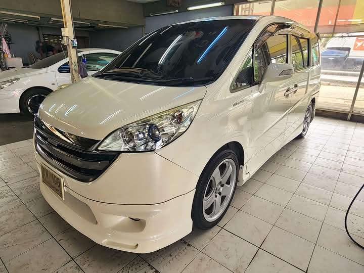 Honda Stepwagon ปี 2006 4