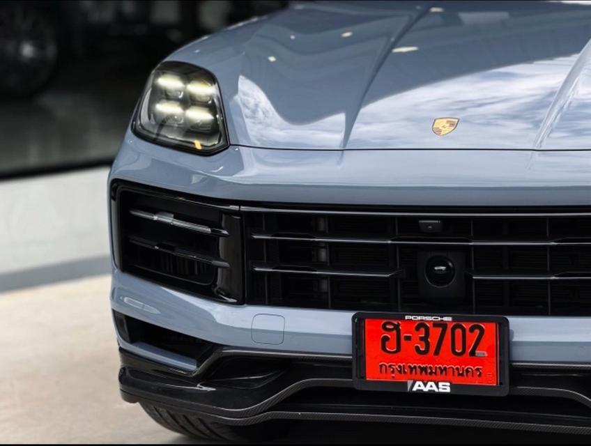 รหัสรถ MCA3702 2025 PORSCHE CAYENNE S COUPE V6 HYBRID 519HP มือเดียว รูปย่อยที่ 3