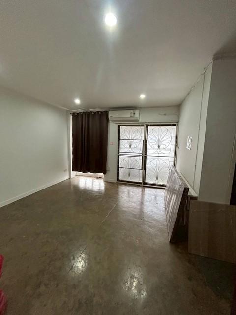 ให้เช่า ทาวน์โฮม 3 ชั้น หมู่บ้านศรีวรา ทาวน์อินทาวน์ Town in Town ลาดพร้าว94 ให้เช่าบ้านเปล่าไม่รวมเฟอร์นิเจอร์ 7