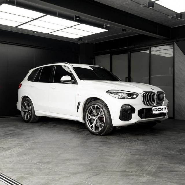 X5 xDrive45e M Spor (G05 : Plug-in Hybrid)