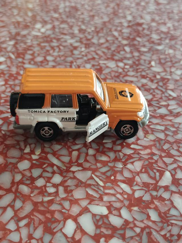 โมเดลรถToyota Land Cruiser รูปที่ 3