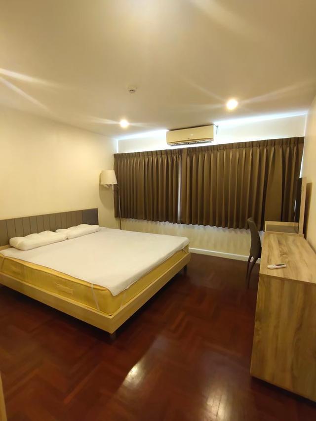 ให้เช่า Silom Condo คอนโด 2 ห้องนอน เฟอร์ครบ ชั้น 10 144 ตรม. ใกล้รถไฟฟ้า BTS ศาลาแดง 12