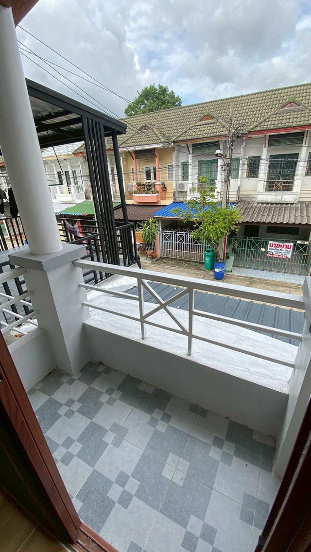 🏠 ทาวน์เฮาส์ 2 ชั้น 2 นอน 2 น้ำ พร้อมของแถมครบ ราคาเพียง 1.79 ล้าน 📌 หมู่บ้านดิเอมเมอรัลด์พาร์ค 2 19