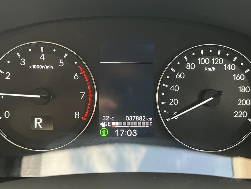 Honda City 1.0 SV Hatchback ปี 2024 ได้จด 2025  15