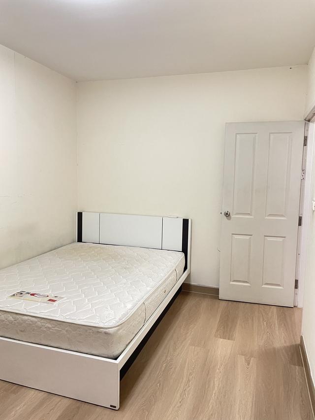 ทาวน์เฮ้าส์ให้เช่า..มบ.อยู่ติดถนนราชพฤกษ์ 7