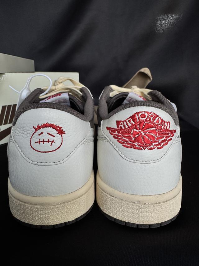 Nike Air Jordan 1 Low Travis Scott Reverse Mocha Brown White DM7866-162 รูปที่ 13