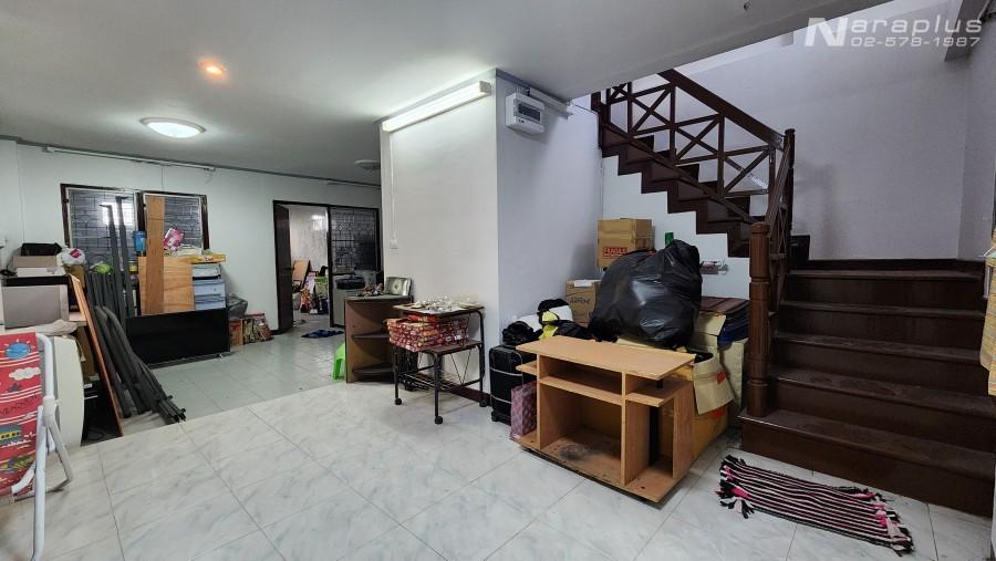 68060748 : ขายบ้านแฝด 2 ชั้น บนที่ดินขนาด 55 ตร.ว. หมู่บ้านซื่อตรง ดอนเมือง ลำลูกกา คลอง 2 ปทุมธานี  คุ้มค่าสุดๆ กู้ได้ 100% 5