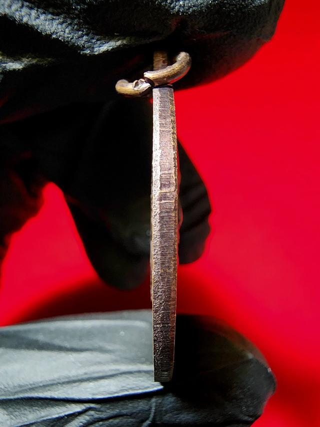 เหรียญพระเทพญาณเมธี อายุ 84 ปี หลวงปู่สุระ รูปย่อยที่ 2