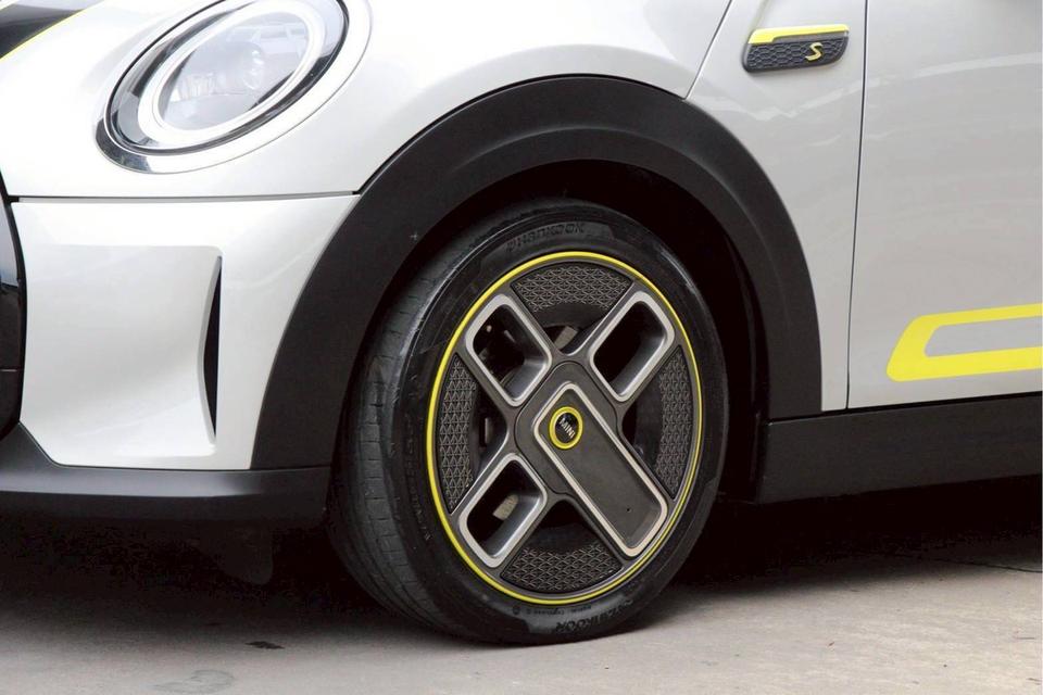 น่ารักน่าชัง Mini Cooper SE LCI 2021 ไฟฟ้า100% รถสภาพใหม่ ราคาคุ้มสุดๆ 7