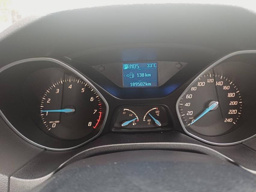  2013 FORD FOCUS BLACK NIGHT 1.6 AUTO ตัวTOP บุ๊คเซอร์วิสกุญแจ รีโมท สำรองครบ 2 11