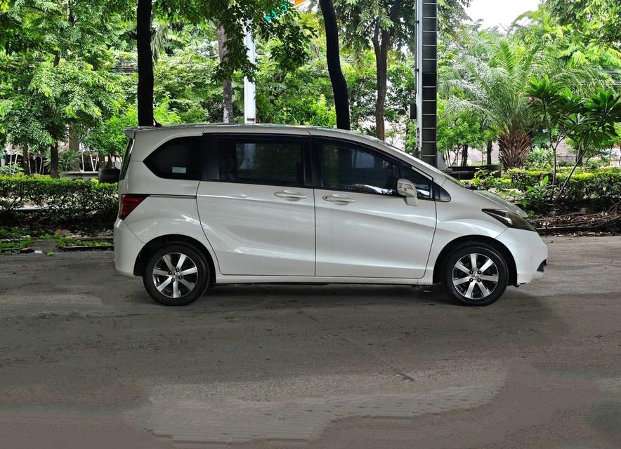 Honda Freed 1.5 Auto ปี 2010 รูปย่อยที่ 4