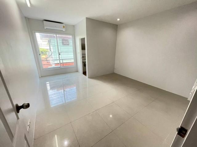 ให้เช่าทาวน์โฮม 3 ชั้น 160 ตรม. หมู่บ้านสัมมากร รามคำแหง112 เหมาะทำโฮมออฟฟิศ ใกล้เดอะพาสิโอ 5