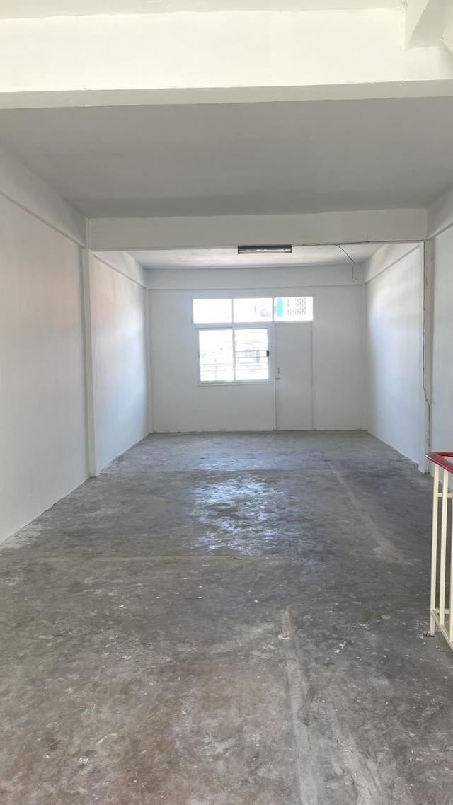 ขายอาคารพาณิชย์ 4 ชั้น (มีดาดฟ้า) ซ.สุขุมวิท 105 (ลาซาล 28) 7