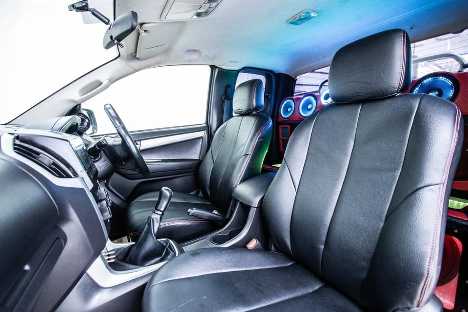 ISUZU D-MAX SPACECAB 2.5 VGS Z HI-LANDER 2015