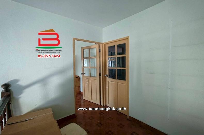 ที่ดินพร้อมสิ่งปลูกสร้าง เนื้อที่ 400 ตร.ว. ซอยนวลจันทร์ 56 ใกล้วัดนวลจันทร์ ถนนนวมินทร์ แขวงคลองกุ่ม เขตบึงกุ่ม 12